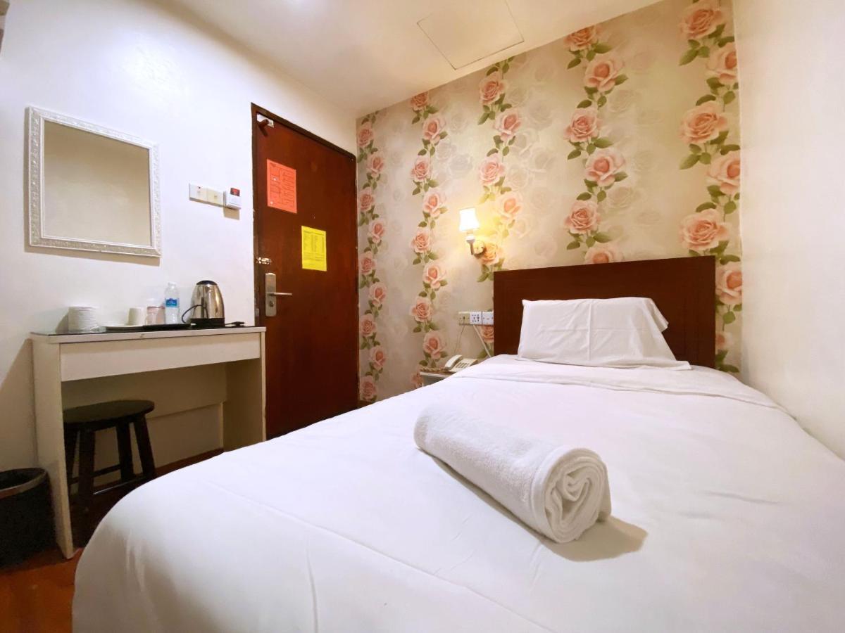 Mr Hotel Nusa Bestari Секудаи Экстерьер фото