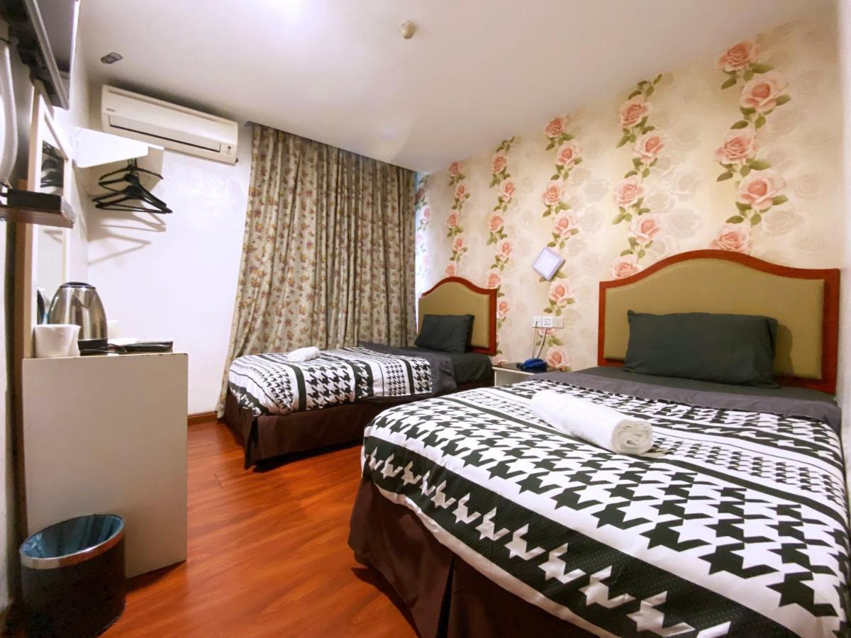 Mr Hotel Nusa Bestari Секудаи Экстерьер фото